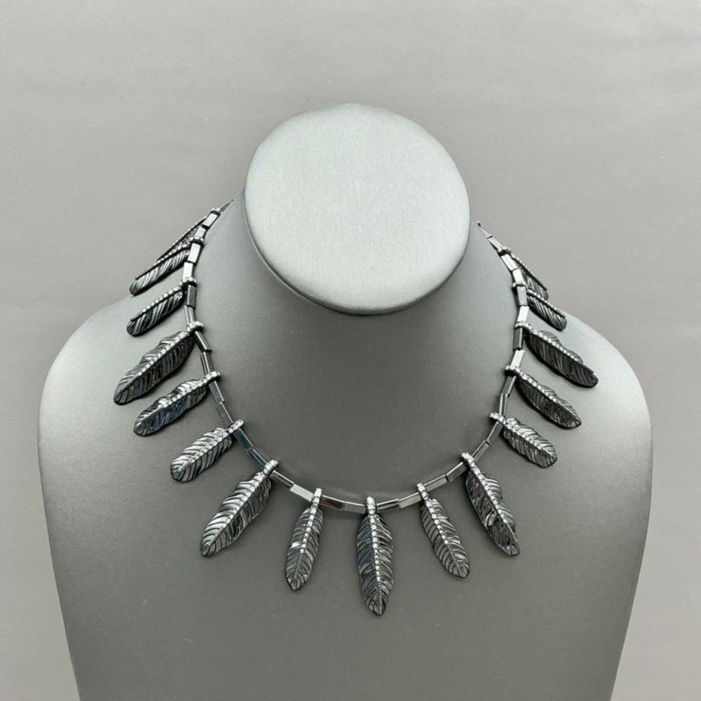 House of Harlow Necklace Black Feather Rhinestone Statement Collar Signed 16"